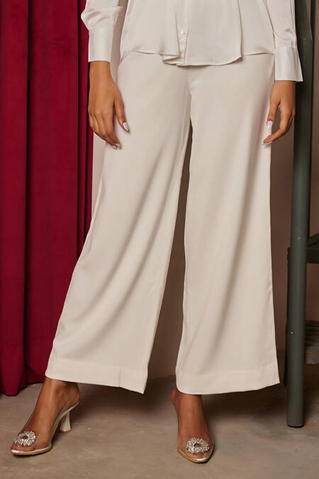 Shop Maenaam Lavender Satin, Polyester Beads Scoop Neck, Collared Printed Saeng Bodice Set Online at Aza Fashions Shop_Maenaam_Lavender Satin, Polyester Beads Scoop Neck, Collared Printed Saeng Bodice Set_Online_at_Aza_Fashions