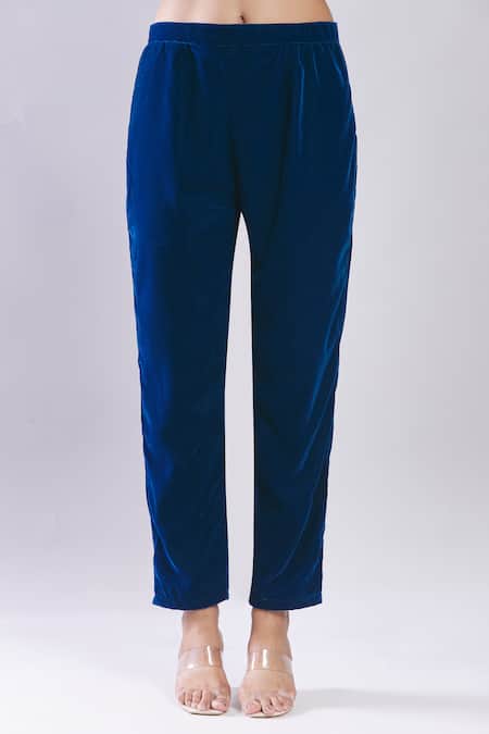 Buy Samyukta Singhania Teal Velvet Embroidery Round Neck Kurta Set With Dupatta Online at Aza Fashions Buy_Samyukta Singhania_Teal Velvet Embroidery Round Neck Kurta Set With Dupatta _Online_at_Aza_Fashions