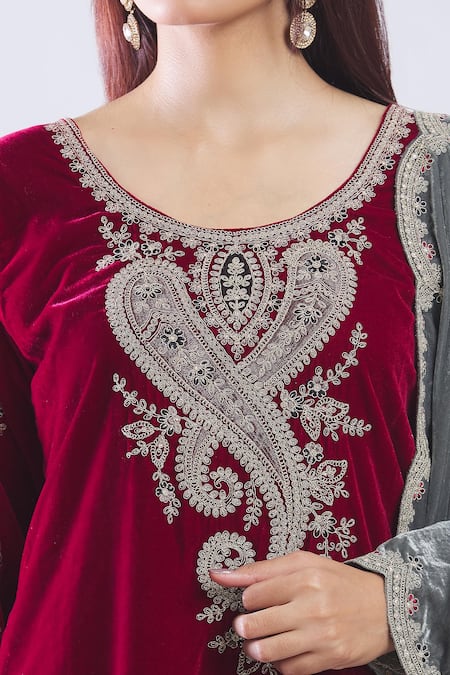 Buy_Samyukta Singhania_Maroon Velvet Embroidery Scoop Neck Kurta Set With Dupatta _Online_at_Aza_Fashions