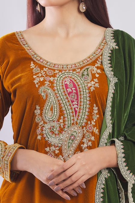 Shop_Samyukta Singhania_Mustard Velvet Embroidery Round Neck Heavy Kurta Set With Dupatta _Online_at_Aza_Fashions