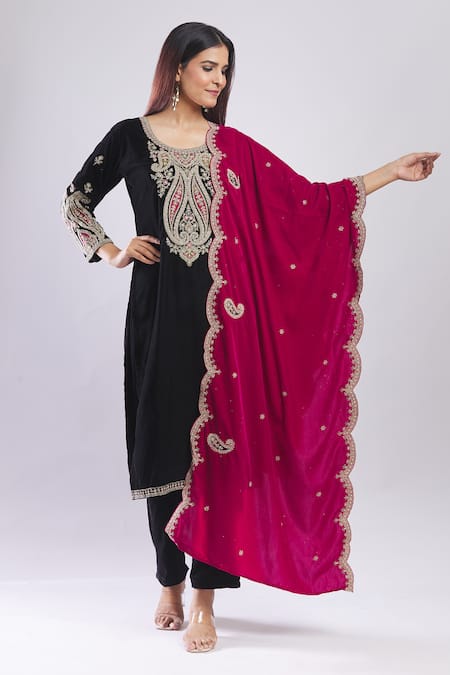 Buy Samyukta Singhania Black Velvet Embroidery Round Neck Kurta Set With Dupatta Online at Aza Fashions Buy_Samyukta Singhania_Black Velvet Embroidery Round Neck Kurta Set With Dupatta _Online_at_Aza_Fashions