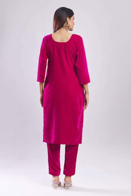 Shop_Samyukta Singhania_Pink Velvet Embroidery Round Neck Heavy Kurta And Dupatta Set _at_Aza_Fashions