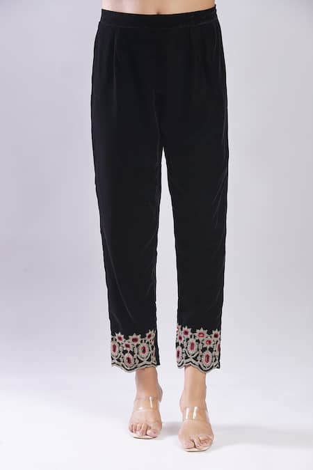 Shop_Samyukta Singhania_Black Velvet Embroidery Round Neck Kurta Set With Dupatta _Online_at_Aza_Fashions