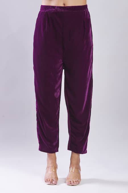 Buy_Samyukta Singhania_Purple Velvet Embroidery Round Neck Heavy Kurta Set _Online_at_Aza_Fashions