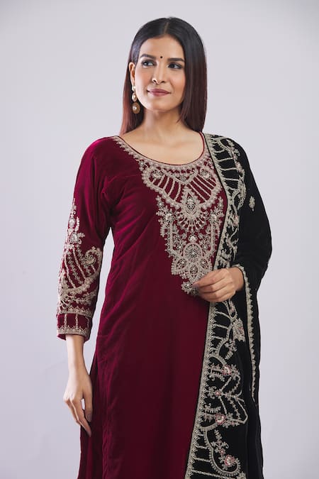 Shop_Samyukta Singhania_Maroon Velvet Embroidery Round Neck Kurta Set With Dupatta _Online_at_Aza_Fashions