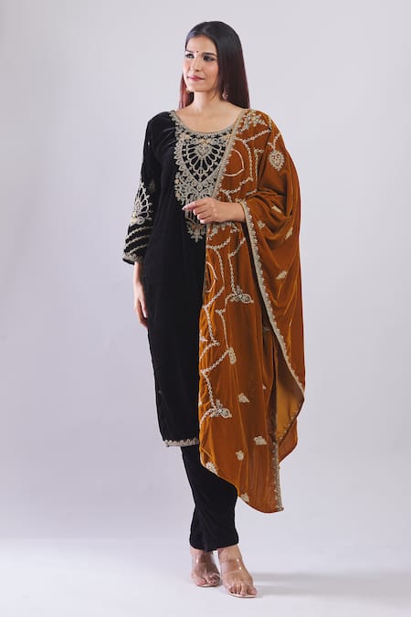 Shop_Samyukta Singhania_Black Velvet Embroidery Round Neck Kashida Kurta Set With Dupatta _Online_at_Aza_Fashions