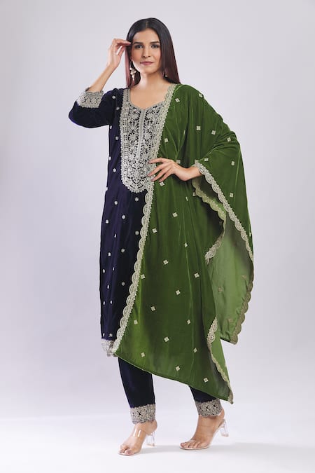Buy_Samyukta Singhania_Navy Velvet Sequins, Embroidery Round Neck Blue Kurta Set With Dupatta _Online_at_Aza_Fashions