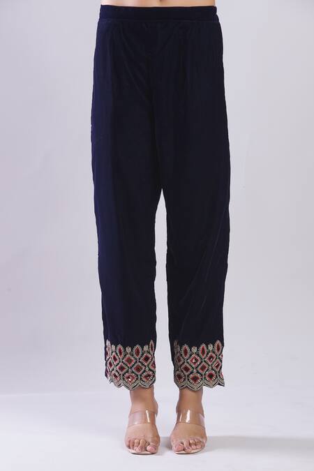 Samyukta Singhania Navy Velvet Embroidery Round Neck Blue Kurta Set With Dupatta Online at Aza Fashions Samyukta Singhania_Navy Velvet Embroidery Round Neck Blue Kurta Set With Dupatta _Online_at_Aza_Fashions