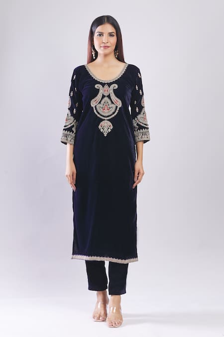 Shop_Samyukta Singhania_Blue Velvet Embroidery Round Neck Heavy Kurta Set With Dupatta _Online_at_Aza_Fashions