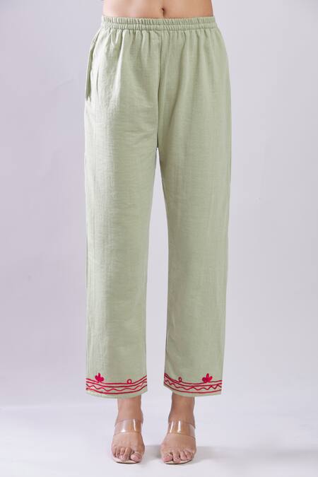 Shop_Naintara Bajaj_Green Fleece Embroidery Round Neck Woolen Kurta Set _Online_at_Aza_Fashions