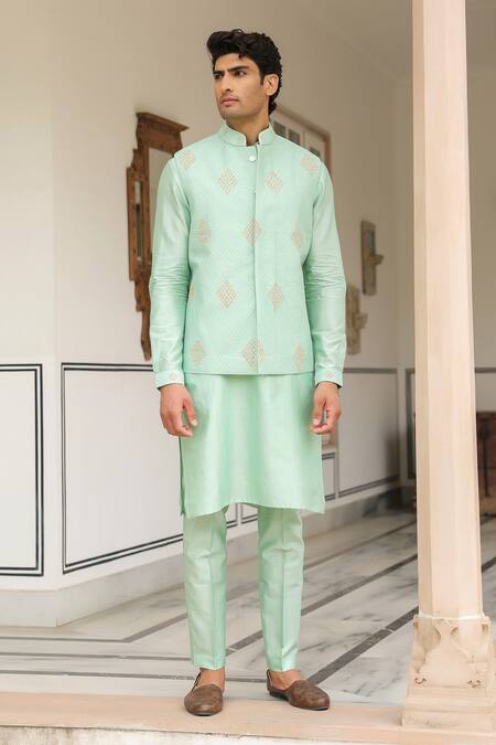 Buy_Label Niti Bothra_Mint Chanderi , Embroidery Green Geometric Threadwork Bandi Kurta Set 