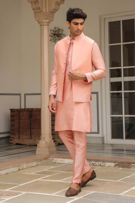 Label Niti Bothra_Pink Chanderi Silk Embroidery Floral Threadwork Bandi Kurta Set _Online_at_Aza_Fashions