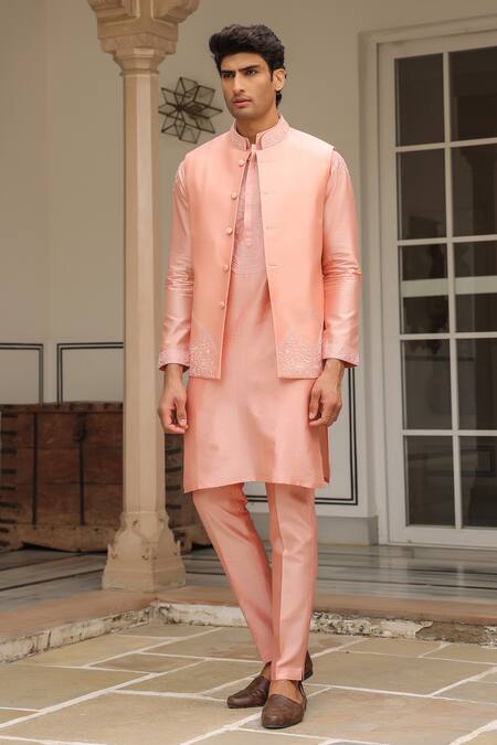 Label Niti Bothra_Pink Chanderi Silk Embroidery Floral Threadwork Bandi Kurta Set _at_Aza_Fashions