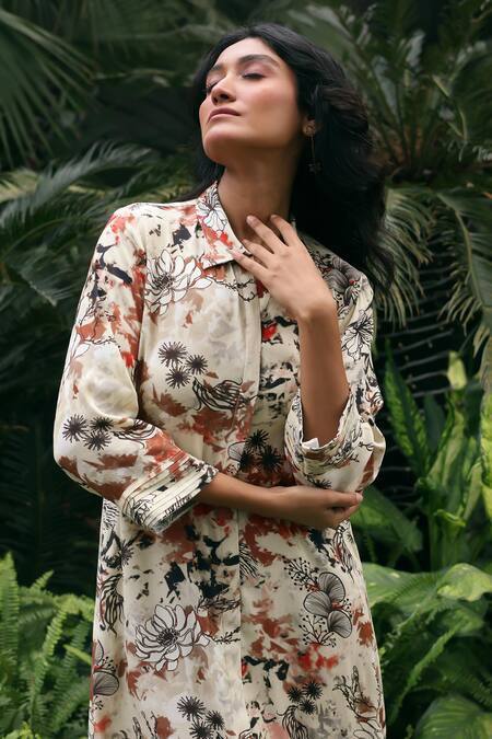 Buy_Klad_Beige Crepe Collared Printed Long Dress With Belt_Online_at_Aza_Fashions