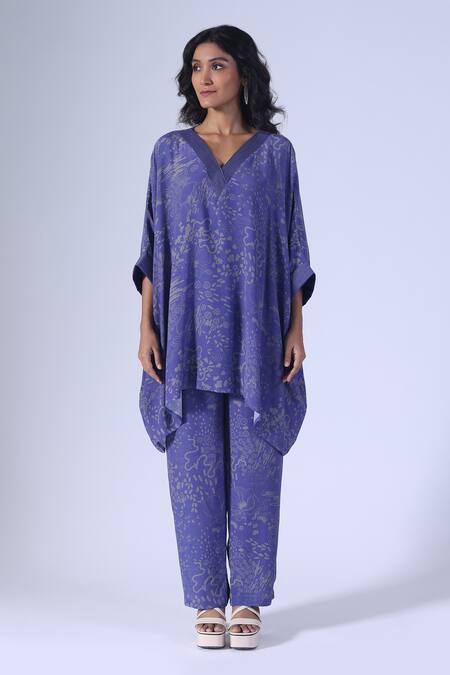 Buy_Klad_Blue Crepe, Mohair V-neck Botanic Print Kaftan Set_Online_at_Aza_Fashions