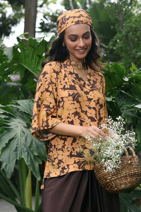 Buy_Klad_Floral Print Brown Skirt Set_Online_at_Aza_Fashions