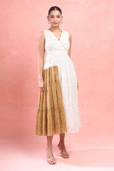 Shop Taro White Cotton V-neck Scalloped V Confetti Dot Midi Dress Online at Aza Fashions Shop_Taro_White Cotton V-neck Scalloped V Confetti Dot Midi Dress_Online_at_Aza_Fashions