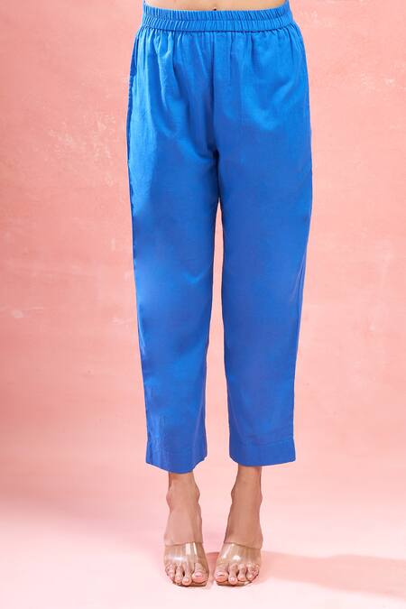 Shop_Taro_Multi Color Cotton V-neck Cloudburst Plaid Kurta Set_Online_at_Aza_Fashions