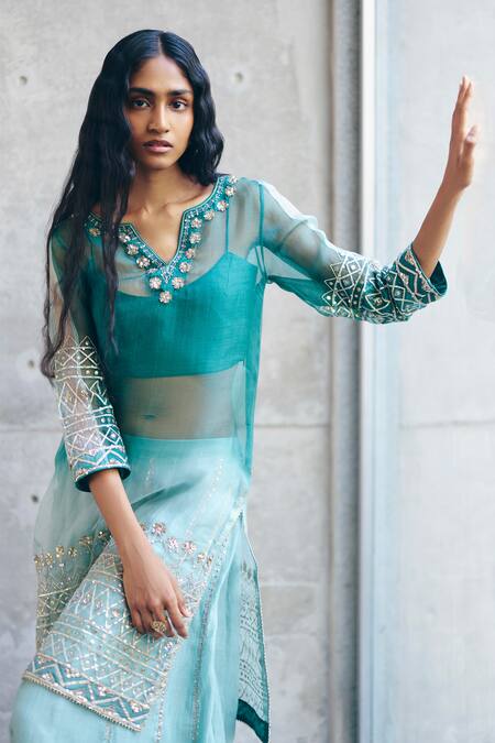 Label Nimbus_Green Organza, Cotton, Chanderi Embroidery, Gota Patti Sea Hand Kurta Set _Online_at_Aza_Fashions
