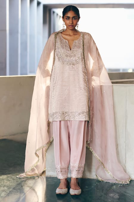 Buy_Label Nimbus_Pink Tissue, Silk, Organza Beads, Gota Patti, Embroidery V-neck Hand Kurta Set _Online_at_Aza_Fashions