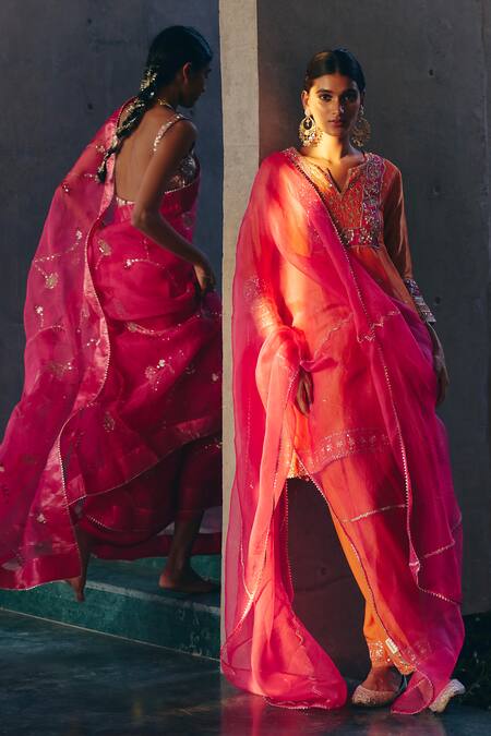 Buy_Label Nimbus_Orange Tissue, Silk, Organza Embroidery, Gota Patti V-neck Stripe Kurta Set _Online_at_Aza_Fashions