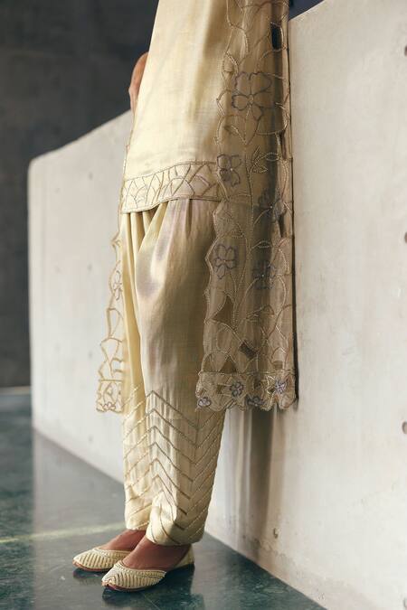 Label Nimbus_Gold Tissue Beads, Embroidery, Zari Keyhole , Round Kurta Set _Online_at_Aza_Fashions