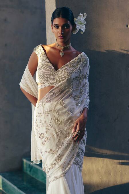 Buy_Label Nimbus_White Georgette Embroidery, Beads, Zari V-neck Hand Saree Set _Online_at_Aza_Fashions