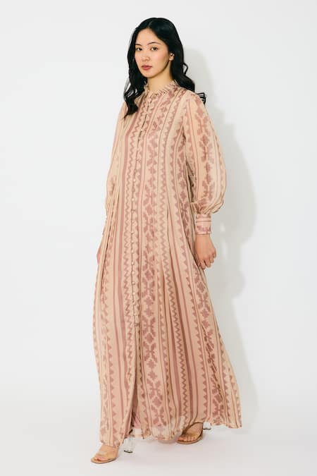 Buy Koai Peach Chiffon High Neck Pattern Long Shirt Dress Online at Aza Fashions Buy_Koai_Peach Chiffon High Neck Pattern Long Shirt Dress _Online_at_Aza_Fashions