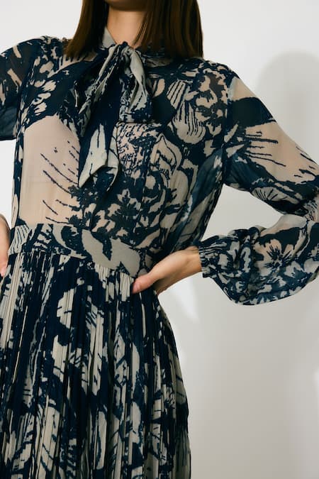 Shop Koai Blue Georgette Floral Crinkled Midi Skirt Online at Aza Fashions Shop_Koai_Blue Georgette Floral Crinkled Midi Skirt _Online_at_Aza_Fashions