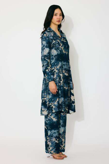 Buy Koai Blue Muslin, Cotton, Silk Collared Toile Print Long Shirt Set Online at Aza Fashions Buy_Koai_Blue Muslin, Cotton, Silk Collared Toile Print Long Shirt Set _Online_at_Aza_Fashions