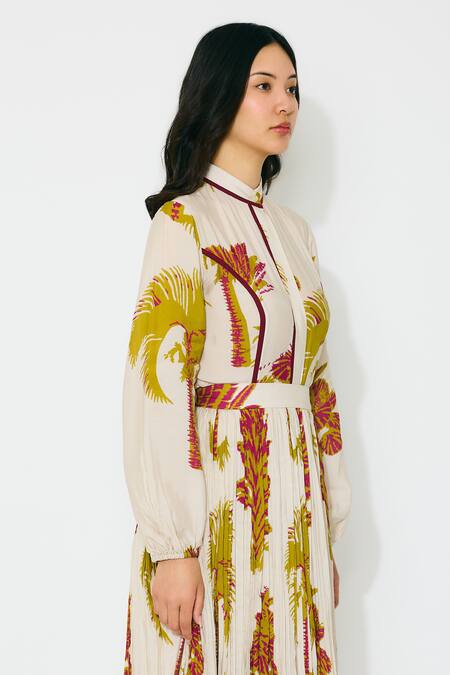 Koai Beige Muslin, Cotton, Silk Collared Floral Top Online at Aza Fashions Koai_Beige Muslin, Cotton, Silk Collared Floral Top _Online_at_Aza_Fashions