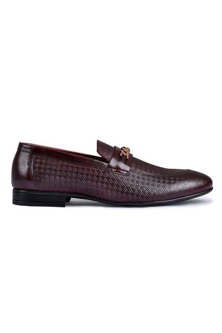 Wednesday Lifestyle_Burgundy Jasper Loafers With Gold Trim _Online_at_Aza_Fashions