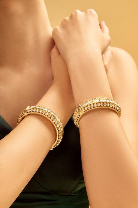 Nazaakat By Samara Singh_Gold Plated Crystals Stone Studded Bangle Set _at_Aza_Fashions