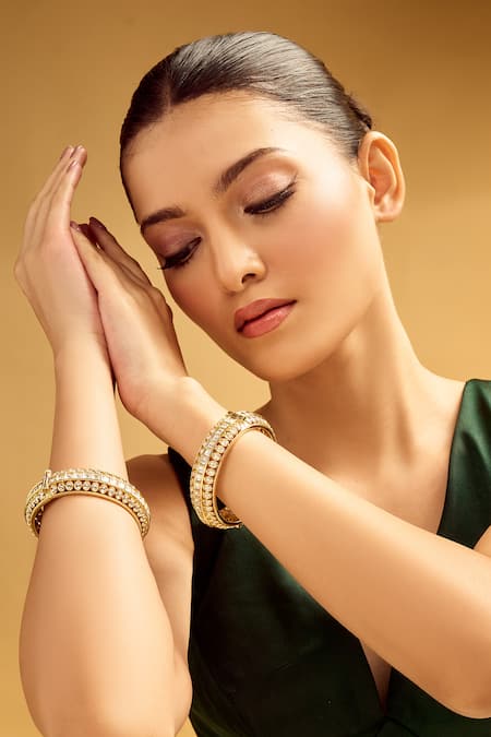 Nazaakat By Samara Singh Gold Plated Stone Studded Bangle Set 