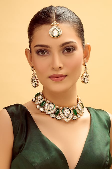 Shop Nazaakat By Samara Singh Green And Gold Necklace Set Shop_Nazaakat By Samara Singh_Green And Gold Necklace Set