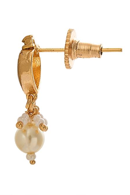 Nazaakat By Samara Singh Cream Pearls Creme And Ruby Brass Jewellery Set Online at Aza Fashions Nazaakat By Samara Singh_Cream Pearls Creme And Ruby Brass Jewellery Set _Online_at_Aza_Fashions