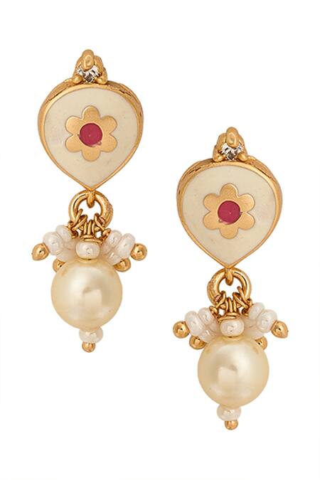 Shop Nazaakat By Samara Singh Cream Pearls Creme And Ruby Brass Jewellery Set Online at Aza Fashions Shop_Nazaakat By Samara Singh_Cream Pearls Creme And Ruby Brass Jewellery Set _Online_at_Aza_Fashions