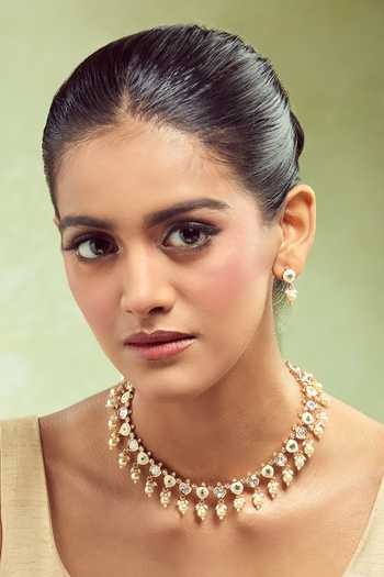 Buy Nazaakat By Samara Singh Cream Pearls Creme And Green Brass Jewellery Set Buy_Nazaakat By Samara Singh_Cream Pearls Creme And Green Brass Jewellery Set