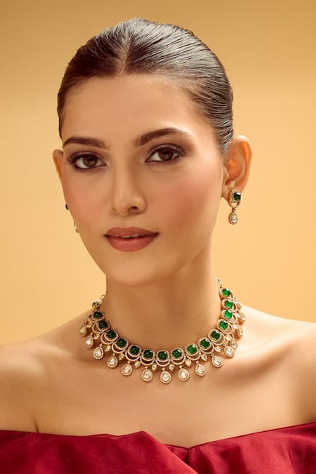 Buy_Nazaakat By Samara Singh_Green Stones Dark Brass Jewellery Set 