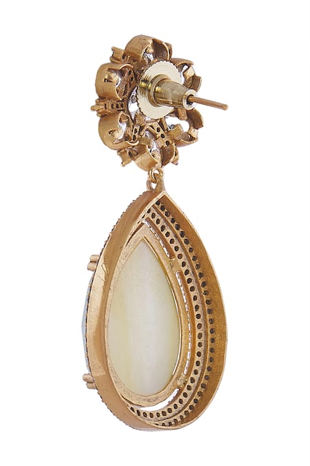 Shop Nazaakat By Samara Singh White Stones Brass Embellished Necklace And Earrings Set Online at Aza Fashions Shop_Nazaakat By Samara Singh_White Stones Brass Embellished Necklace And Earrings Set _Online_at_Aza_Fashions