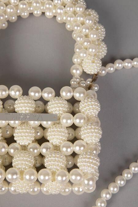 Buy Tussya White Beads Halo Pearl Mini Bag Buy_Tussya_White Beads Halo Pearl Mini Bag