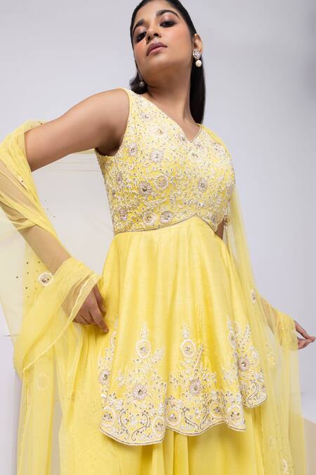 Smriti By Anju Agarwal_Yellow Silk, Net Embroidery V-neck Peplum Style Kurta Set _Online_at_Aza_Fashions