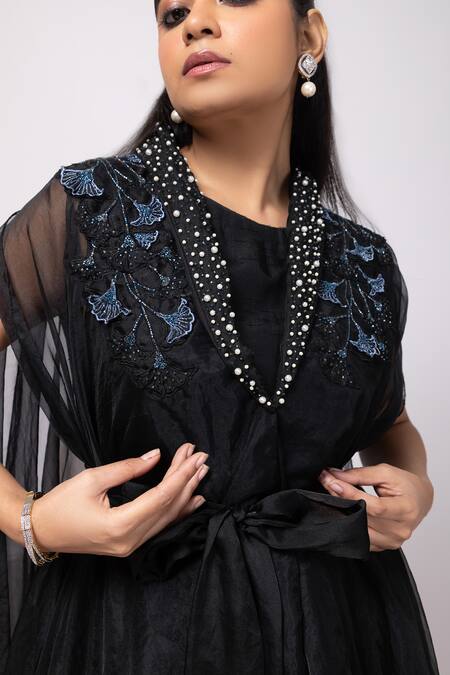 Buy Smriti By Anju Agarwal Black Silk, Organza Beads Round Neck Floral Applique Cape Kurta Set Online at Aza Fashions Buy_Smriti By Anju Agarwal_Black Silk, Organza Beads Round Neck Floral Applique Cape Kurta Set _Online_at_Aza_Fashions