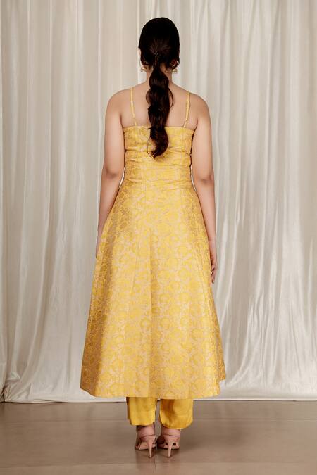 Aharin India Flared Brocade Kurta Set 