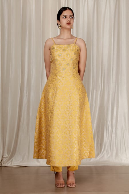 Buy Aharin India Yellow Brocade Embroidery Square Neck Flared Kurta Set Online at Aza Fashions Buy_Aharin India_Yellow Brocade Embroidery Square Neck Flared Kurta Set _Online_at_Aza_Fashions