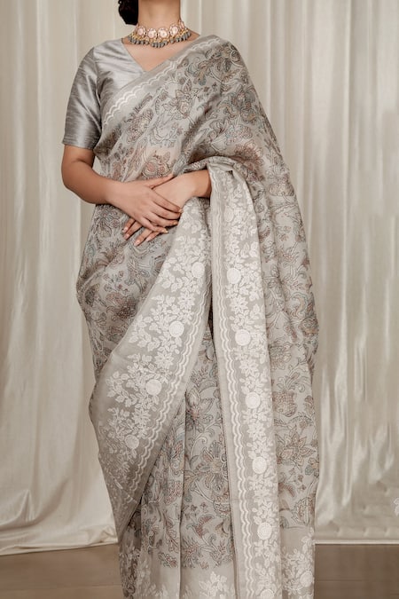 Aharin India_Gray Silk, Organza Embroidery V-neck Grey Printed Saree Set _Online_at_Aza_Fashions
