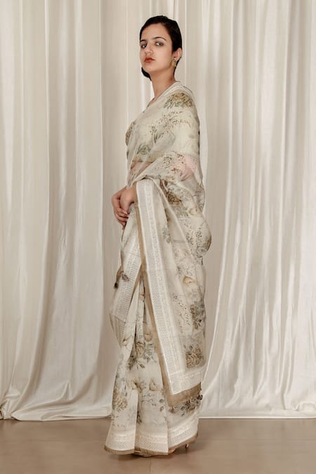 Buy_Aharin India_Green Silk, Organza, Brocade Embroidery Floral Printed Saree With Blouse _Online_at_Aza_Fashions