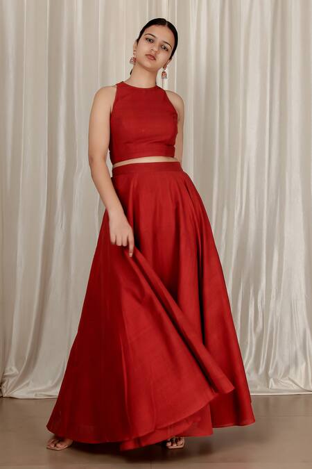 Shop Aharin India Red Handloom Cotton High Neck Handwoven Flared Skirt And Top Set Online at Aza Fashions Shop_Aharin India_Red Handloom Cotton High Neck Handwoven Flared Skirt And Top Set _Online_at_Aza_Fashions