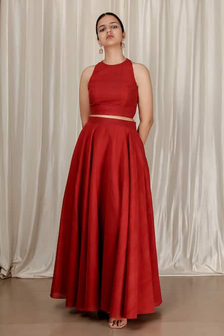 Aharin India Red Handloom Cotton High Neck Handwoven Flared Skirt And Top Set at Aza Fashions Aharin India_Red Handloom Cotton High Neck Handwoven Flared Skirt And Top Set _at_Aza_Fashions