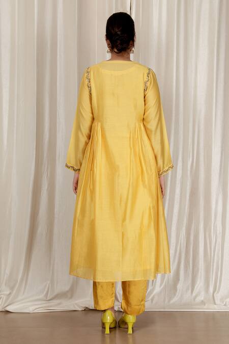 Shop_Aharin India_Yellow Chanderi Embroidery V-neck Flared Anarkali Kurta Set _at_Aza_Fashions